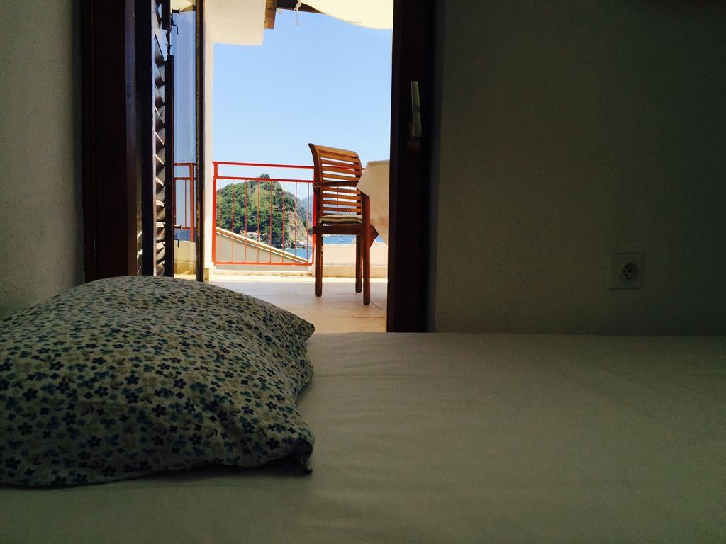 Apartments Almaja Villa Petrovac الغرفة الصورة