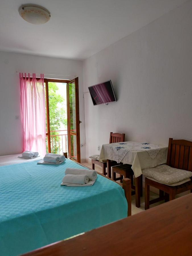 Apartments Almaja Villa Petrovac المظهر الخارجي الصورة