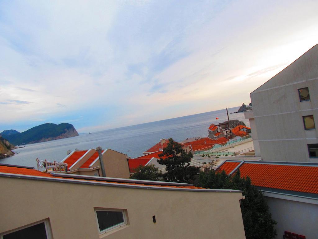 Apartments Almaja Villa Petrovac الغرفة الصورة